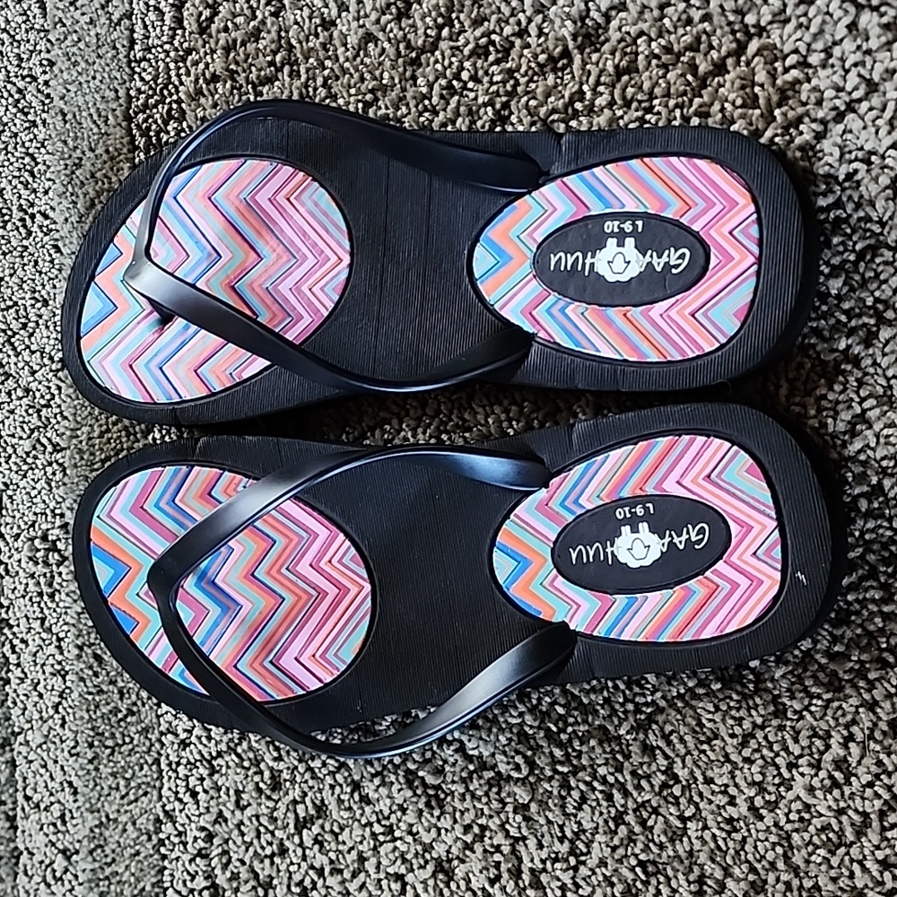 Flip Flops High Quality Super Comfy Durable Long Lasting Vibrant Colors L NWT